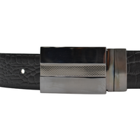Lonsdale embossed leather belt with reversible silver buckle, 32mm wide.