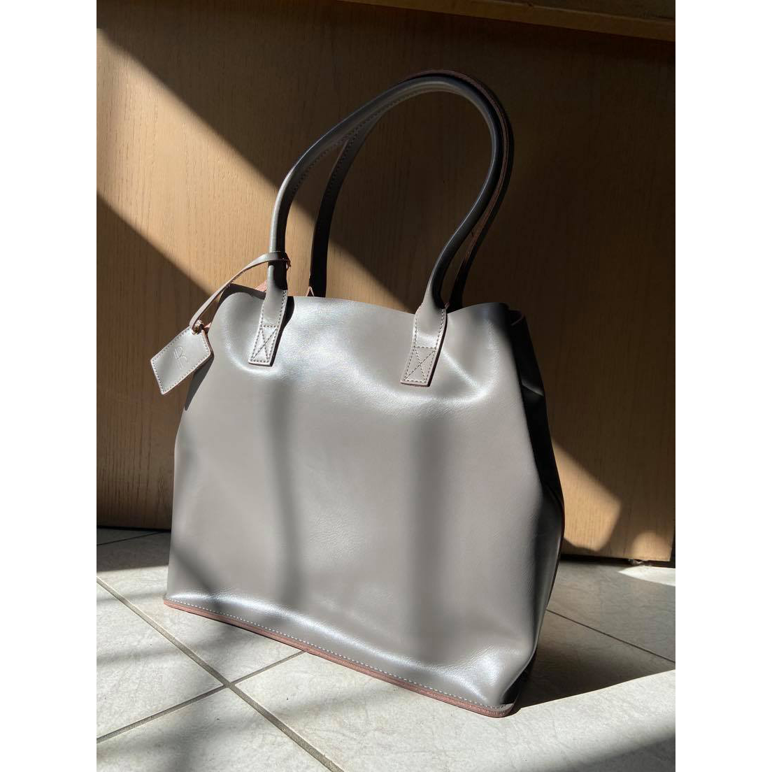 Gray leather tote best sale bags